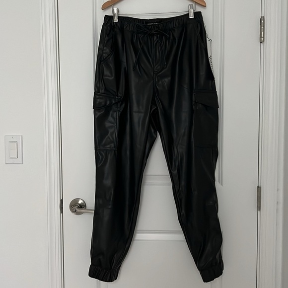 NWT Almost Famous Black Faux Leather Cargo Jogger Pants Size Large - Picture 6 of 12